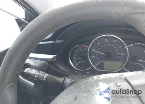 2014 Toyota Corolla Le Premium z USA, uszkodzony, nr VIN 2T1BURHE6EC145977